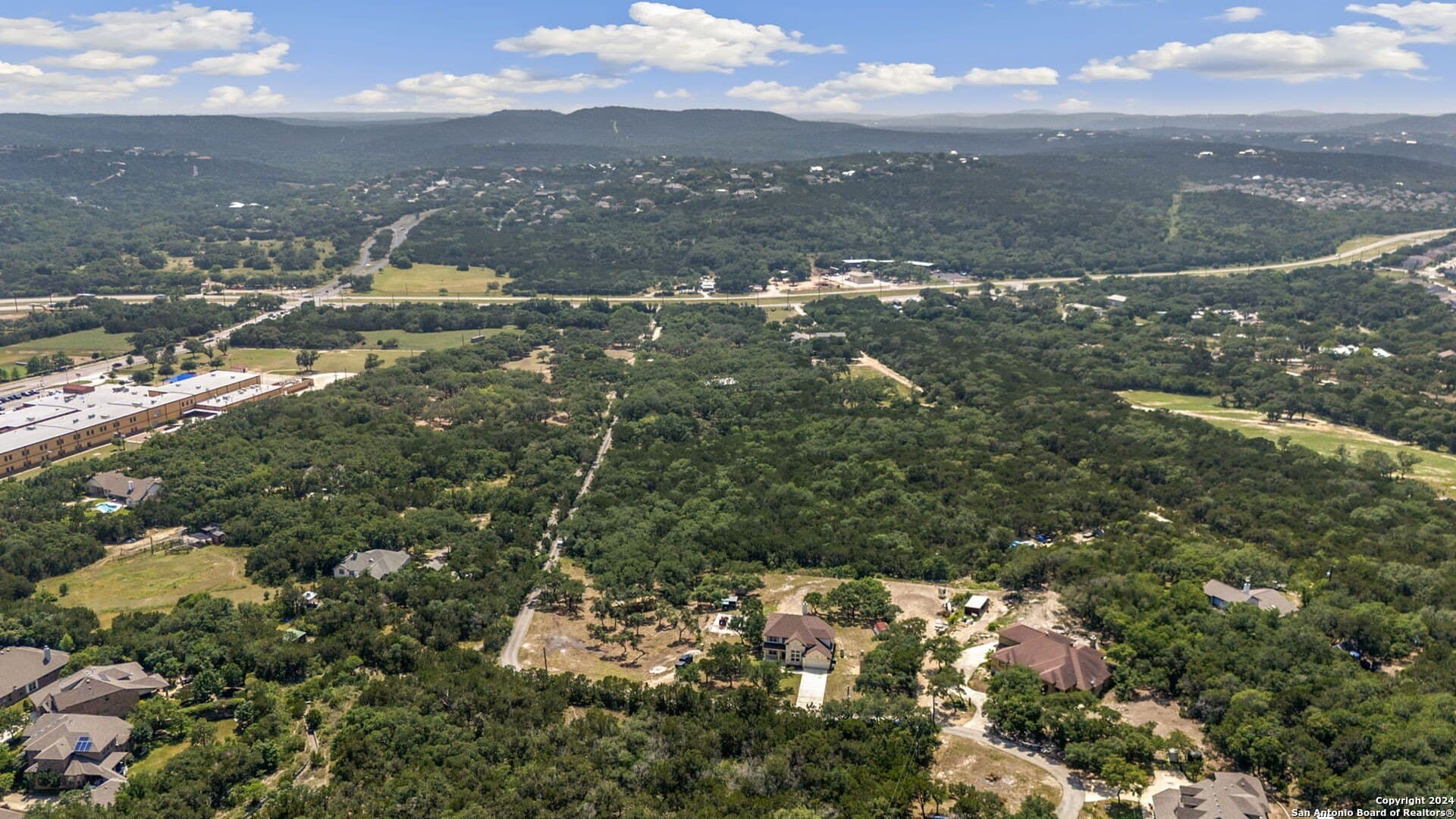1.01 acres in Bexar County gallery image 4