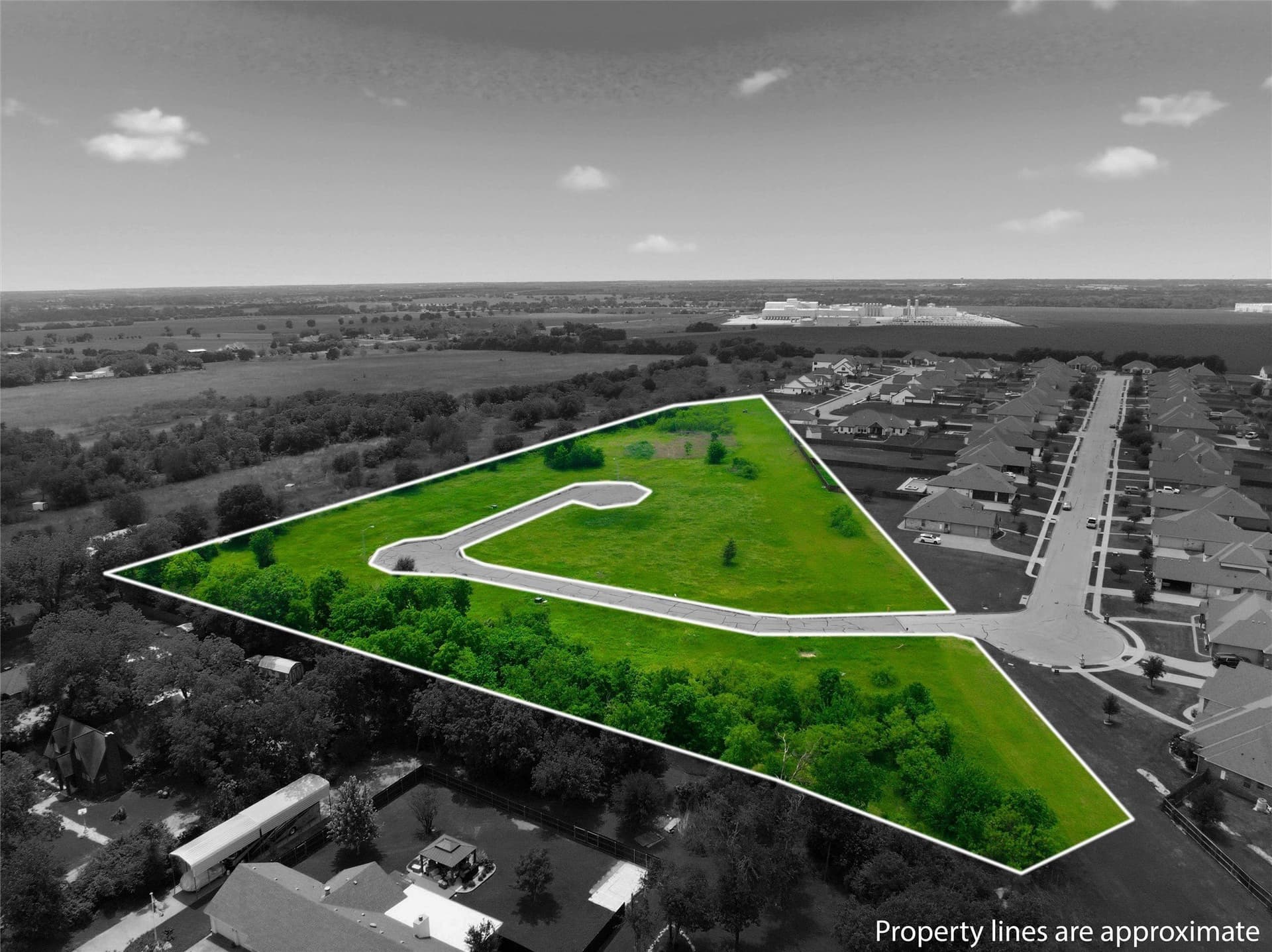 0.51 acres in McLennan County - photo 4