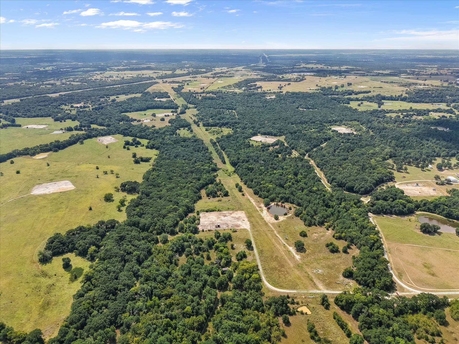 89.96 acres in Freestone County