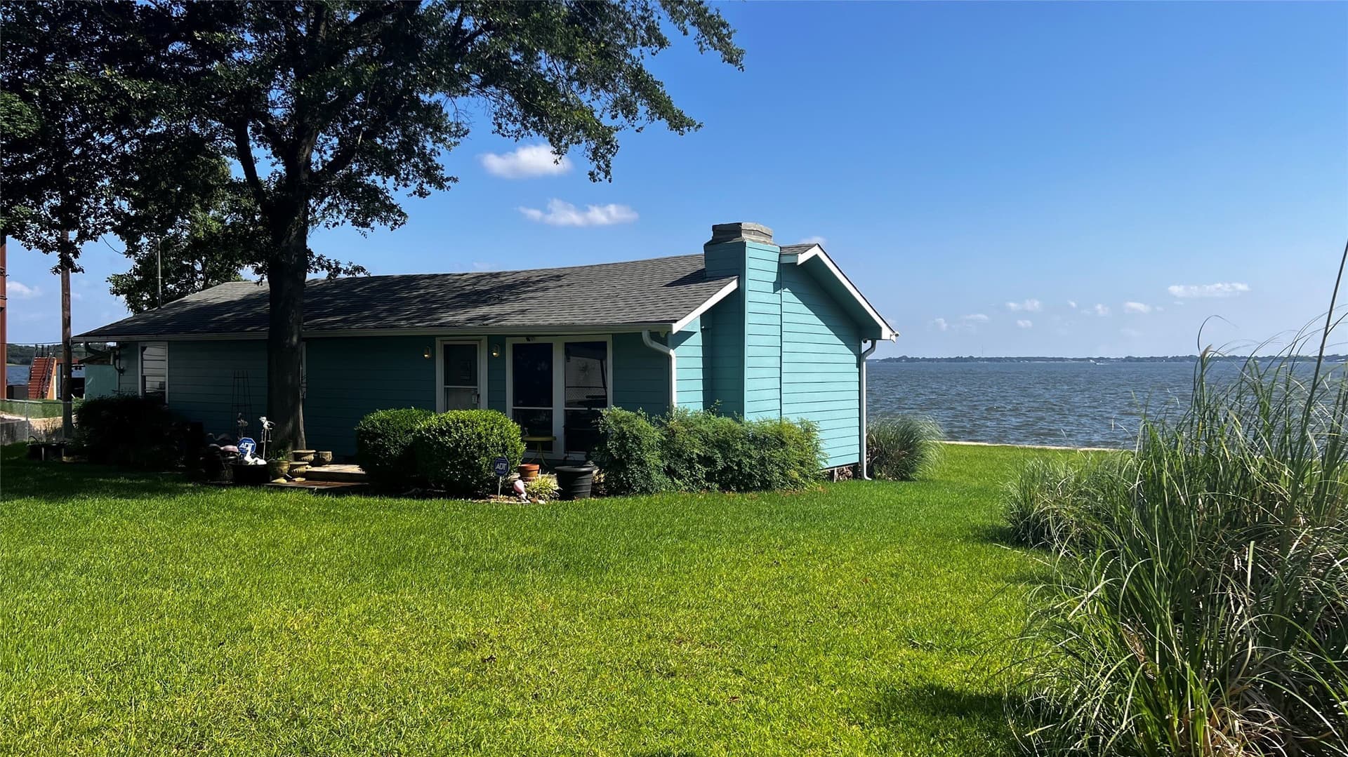 0.37 acres in Henderson County - photo 8