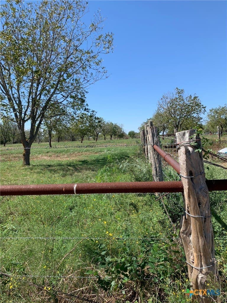 16.01 acres in Guadalupe County - photo 11