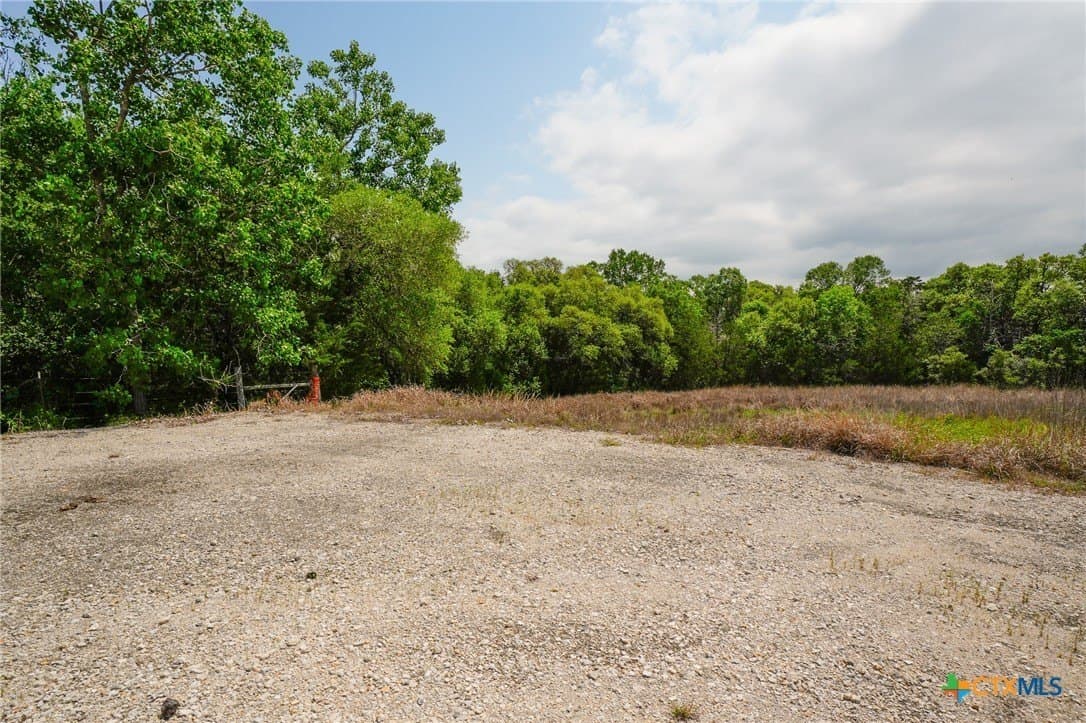 13.78 acres in Fayette County gallery image 2
