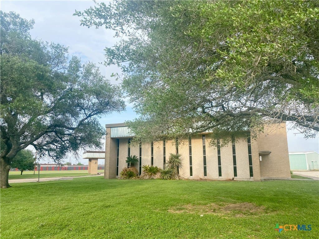 13.7 acres in Victoria County