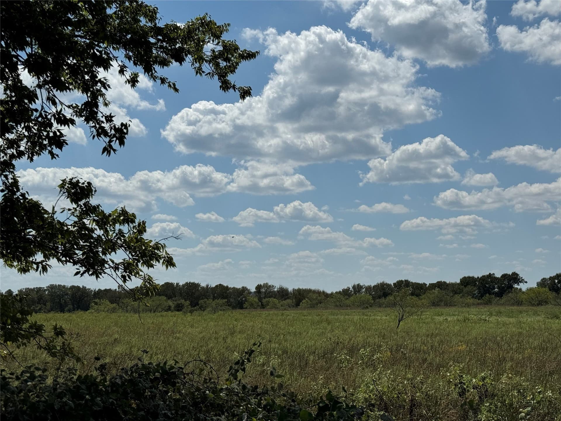 10.28 acres in Johnson County