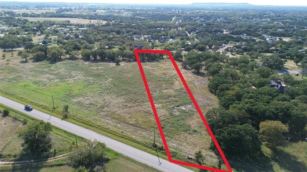 2.82 acres in Hood County gallery image 2