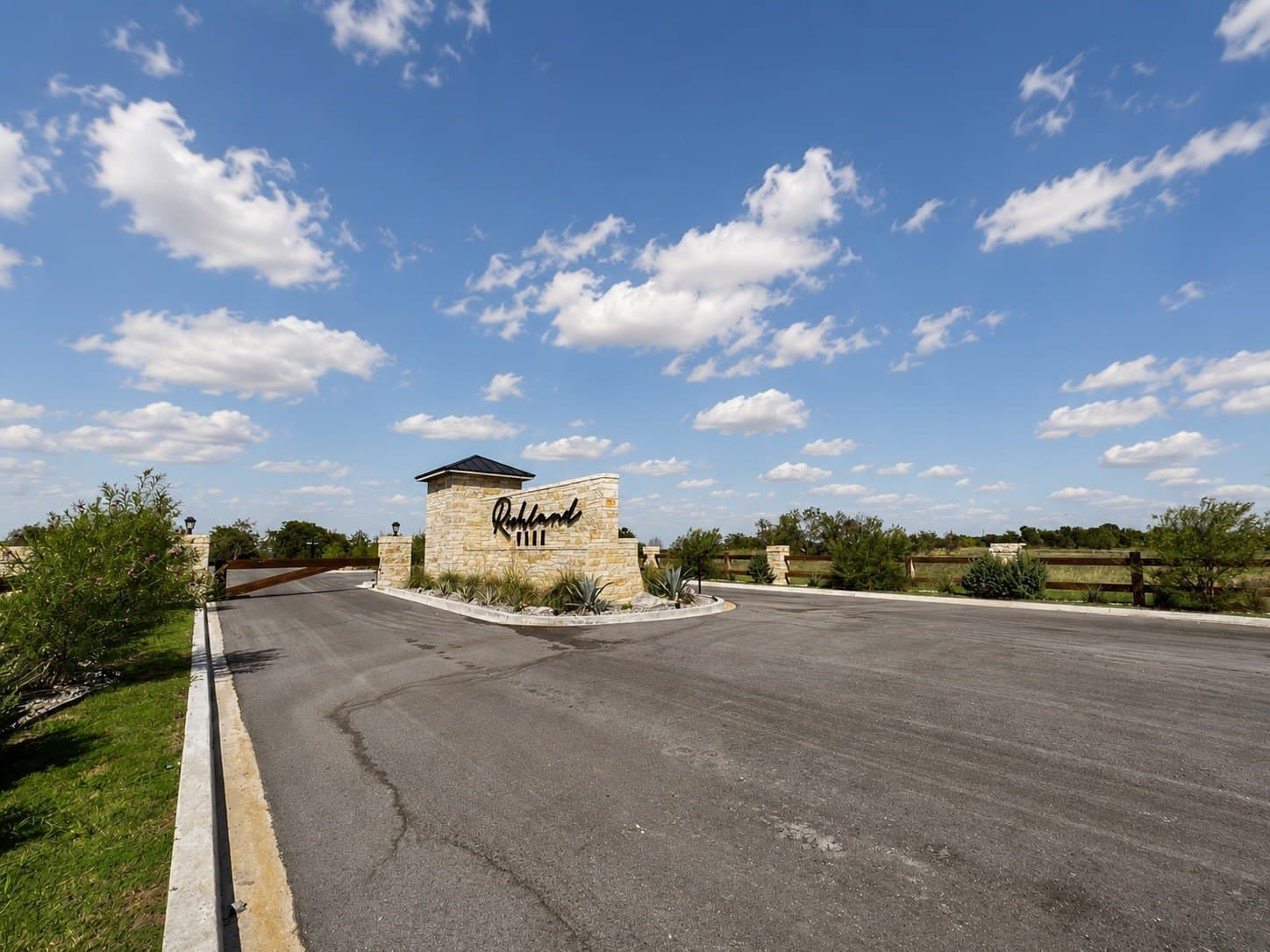 1.16 acres in Navarro County - photo 40