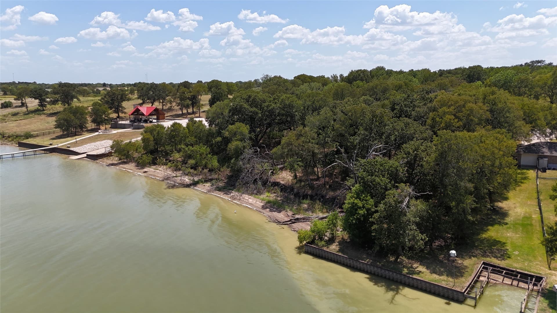 1.16 acres in Navarro County - photo 31