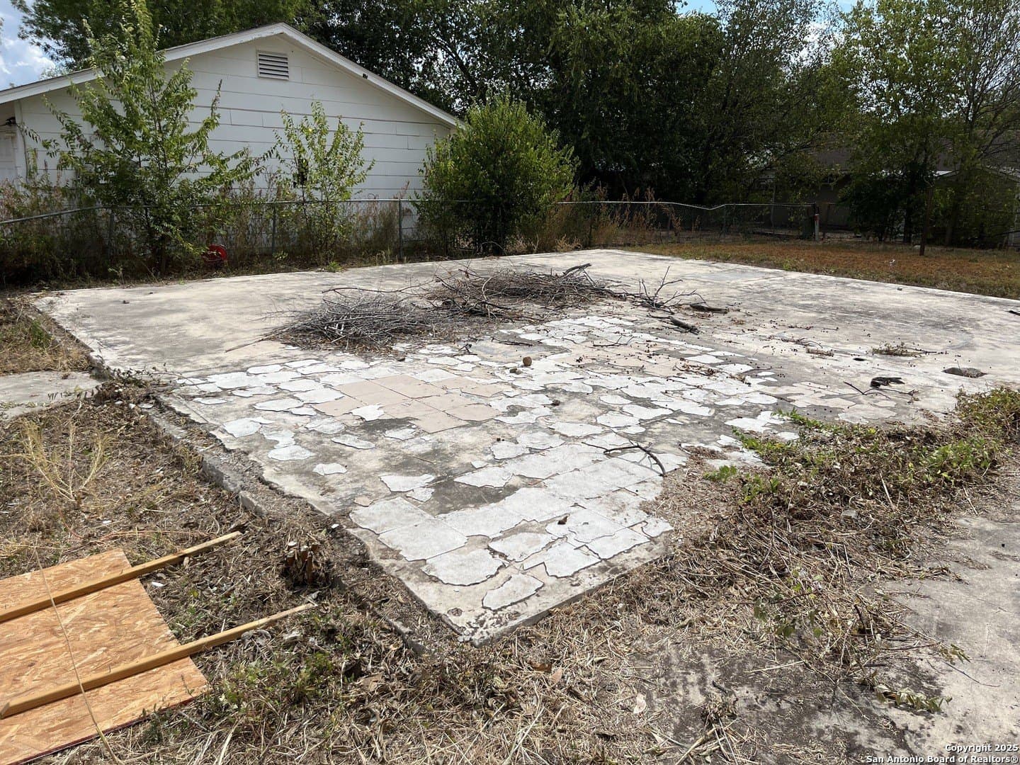 0.12 acres in Bexar County gallery image 3