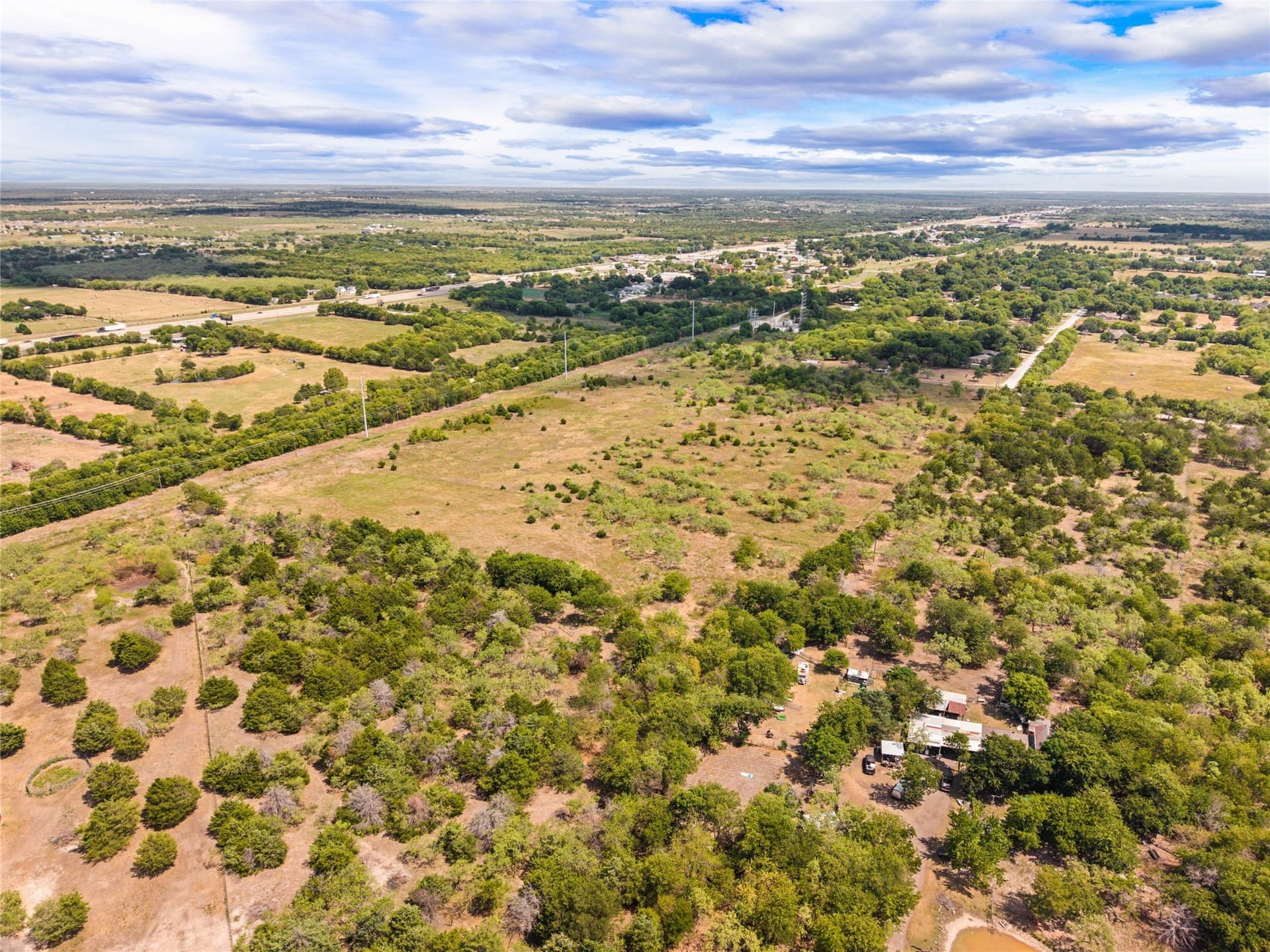 18.95 acres in Navarro County - photo 3
