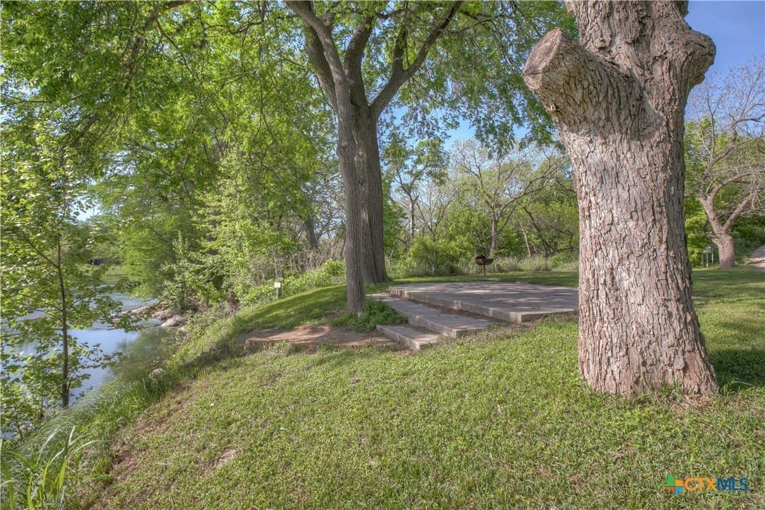1 acres in Comal County - photo 3