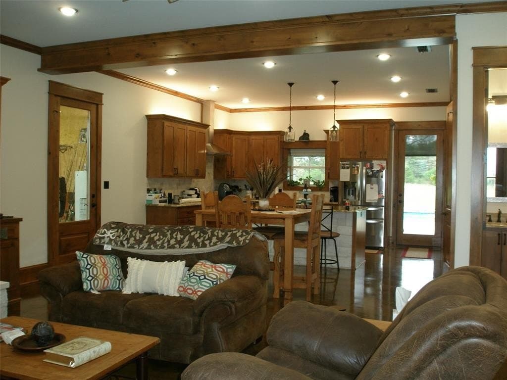 32.3 acres in Henderson County gallery image 3