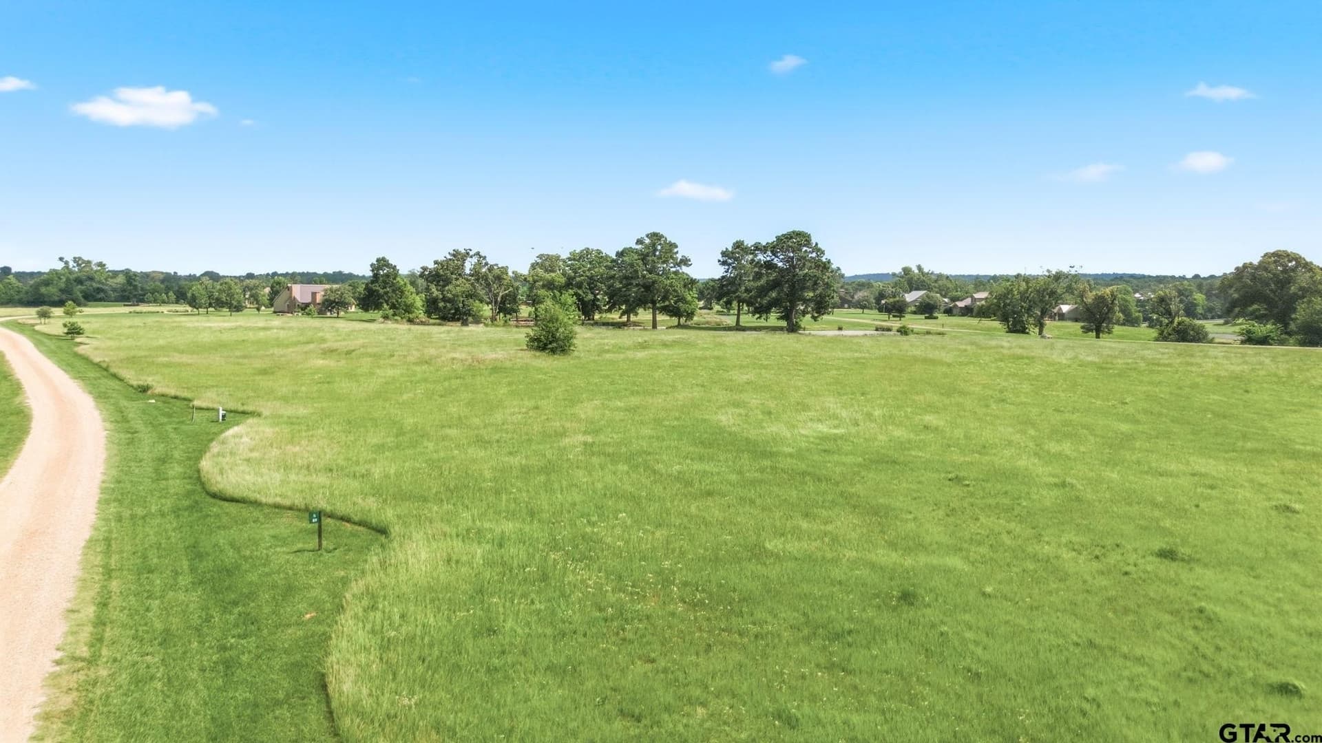 3 acres in Henderson County gallery image 4