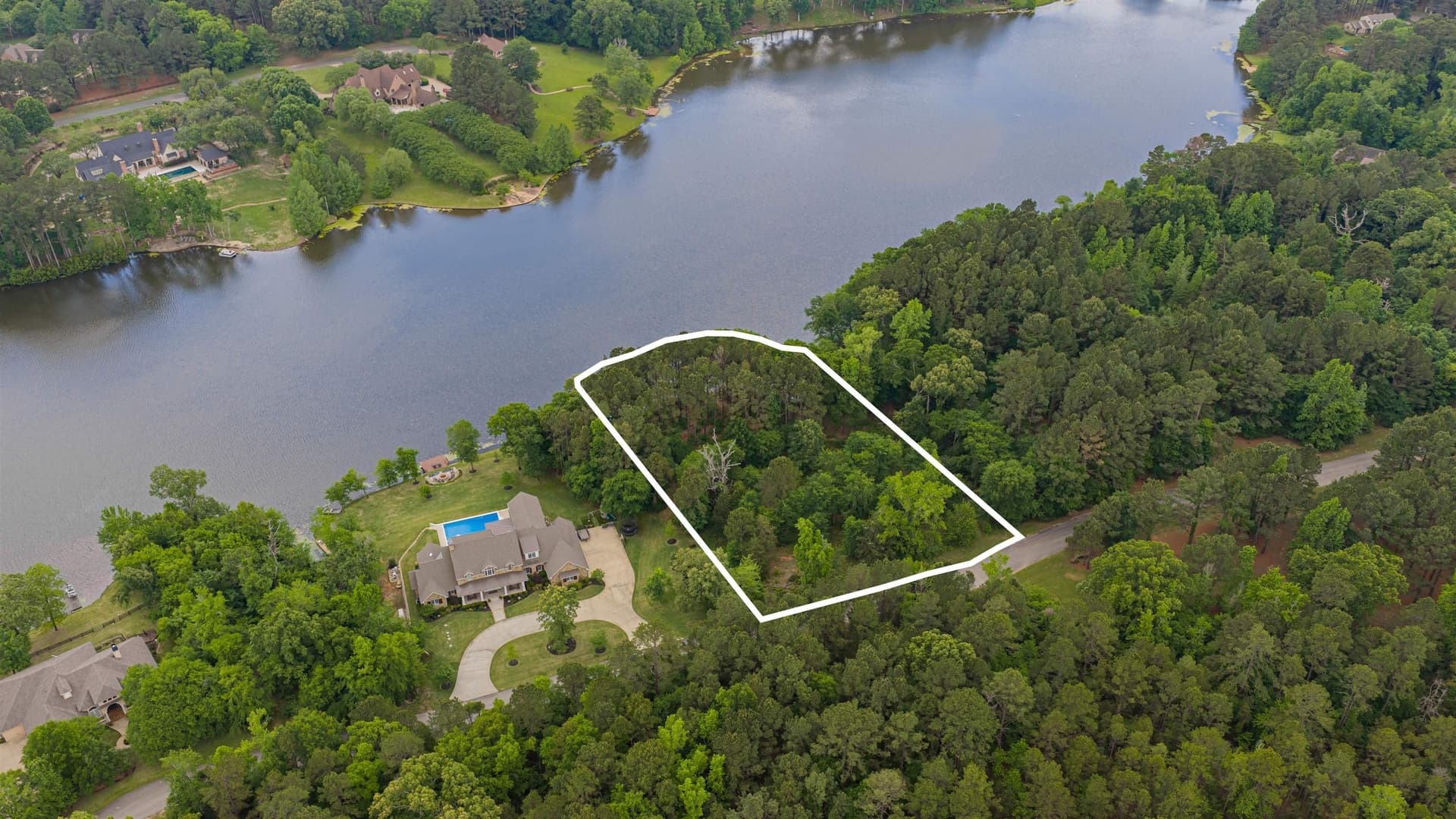 2.03 acres in Gregg County