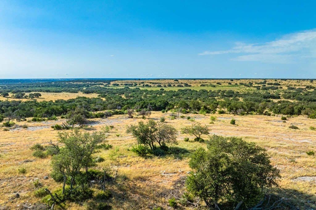 1,645 acres in Sutton County gallery image 4