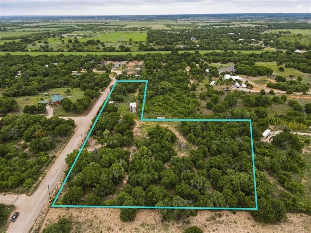 3.33 acres in Callahan County