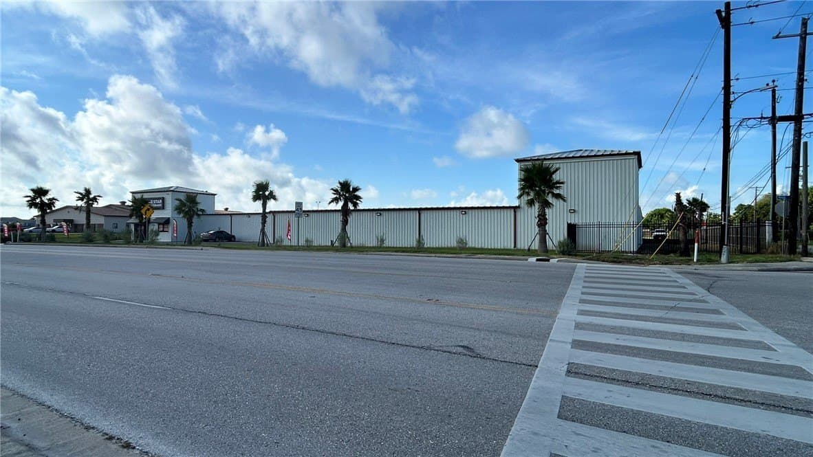 0.94 acres in San Patricio County - photo 14