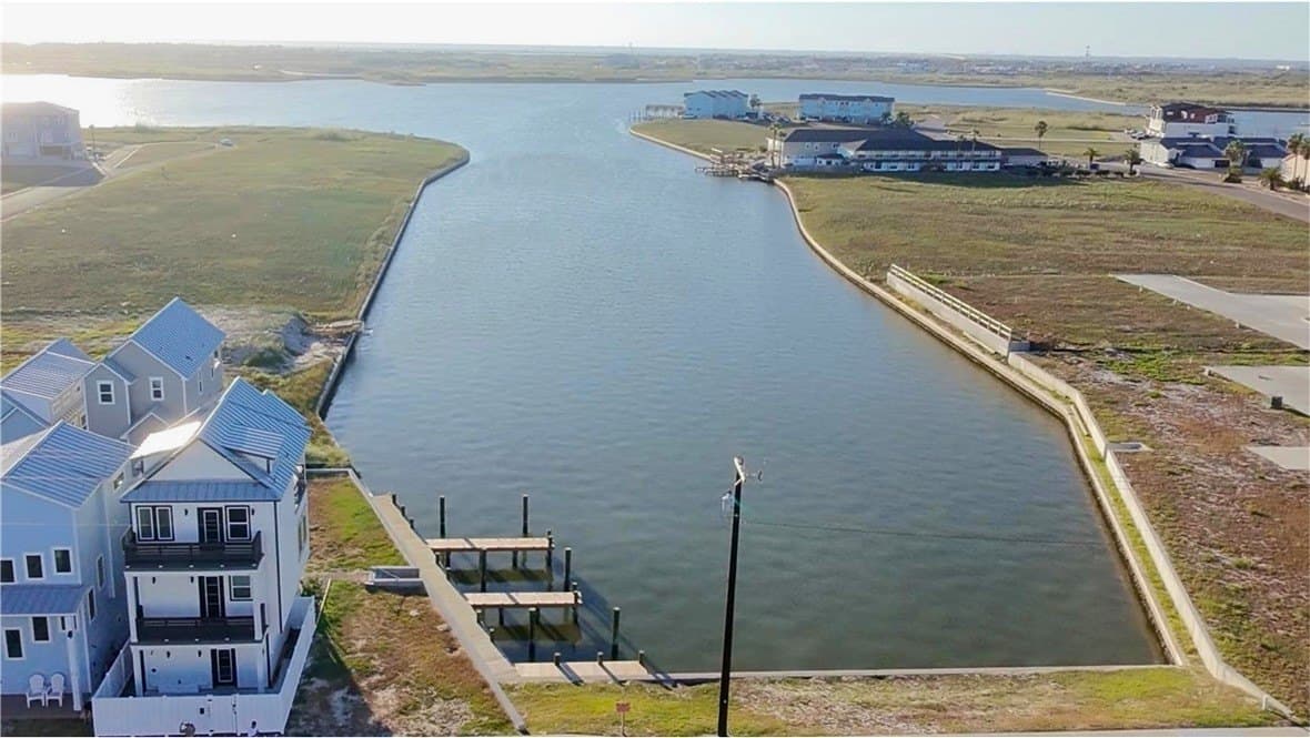 0.02 acres in Nueces County - photo 9