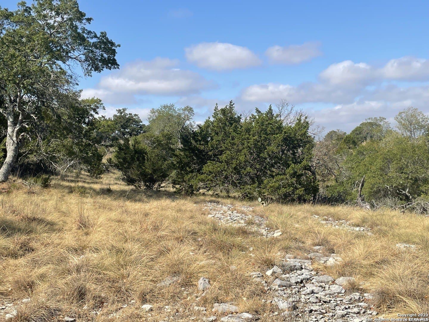 3.99 acres in Kerr County - photo 17