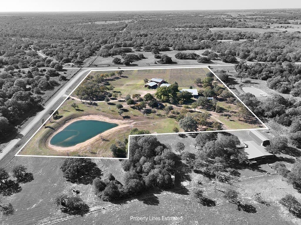 13 acres in Colorado County gallery image 3