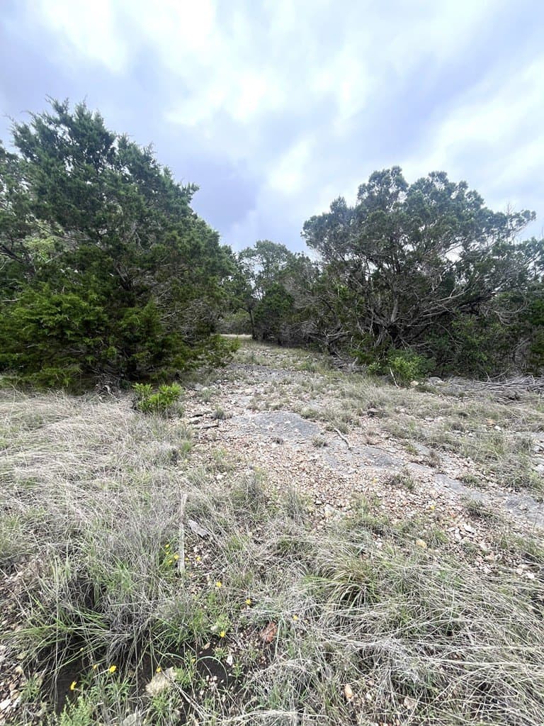 20.32 acres in Real County - photo 20