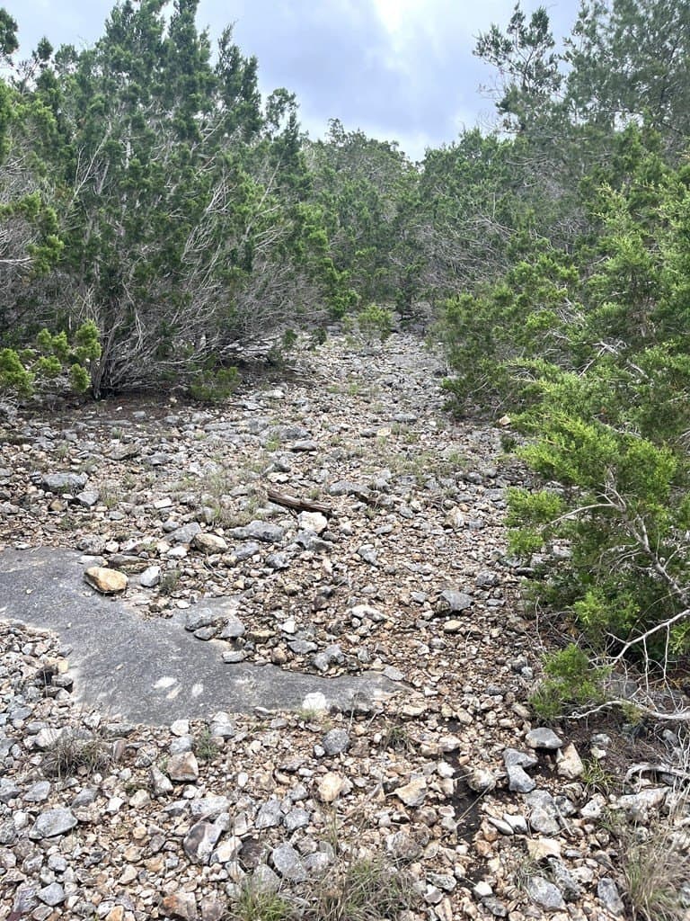 20.32 acres in Real County - photo 34