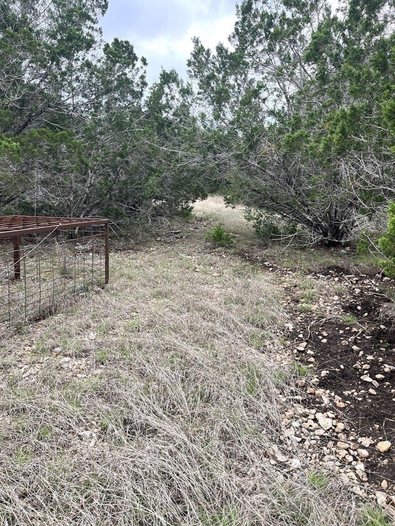 20.32 acres in Real County - photo 49