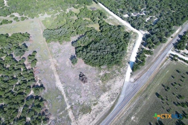 10.06 acres in Lampasas County gallery image 2