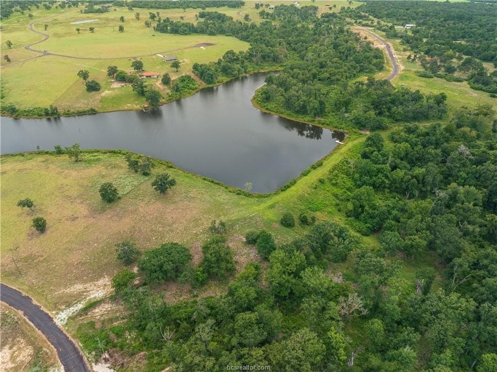 3.04 acres in Leon County