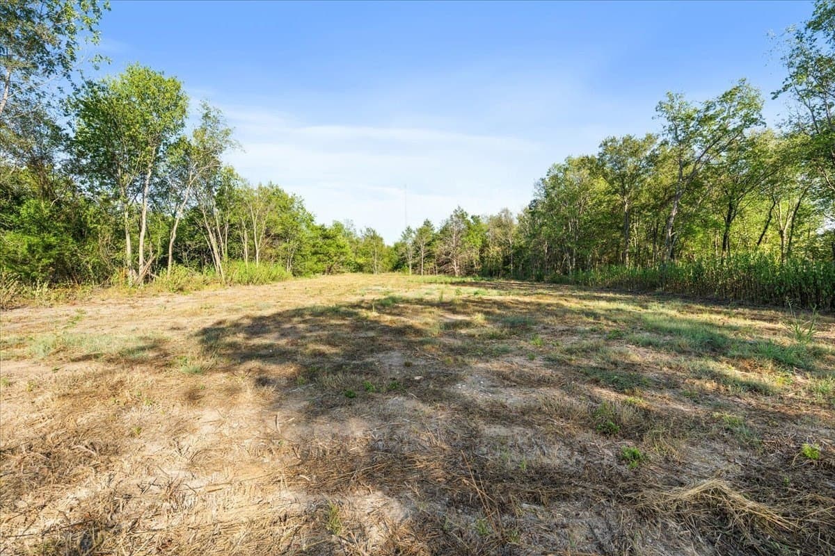 0.48 acres in Navarro County - photo 21