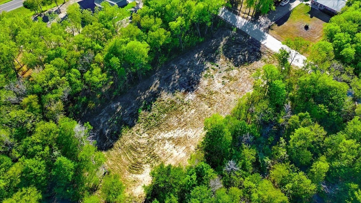 0.48 acres in Navarro County - photo 11