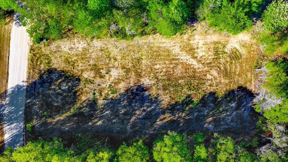 0.48 acres in Navarro County - photo 13