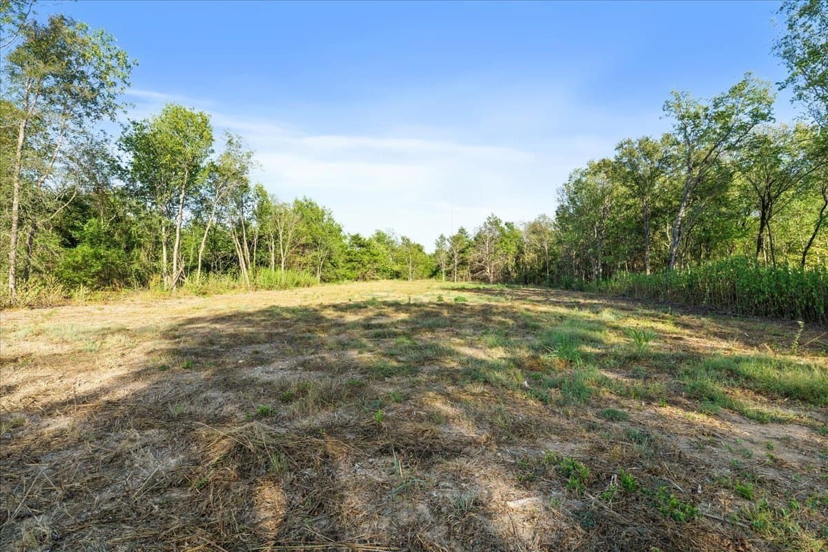 0.48 acres in Navarro County - photo 15