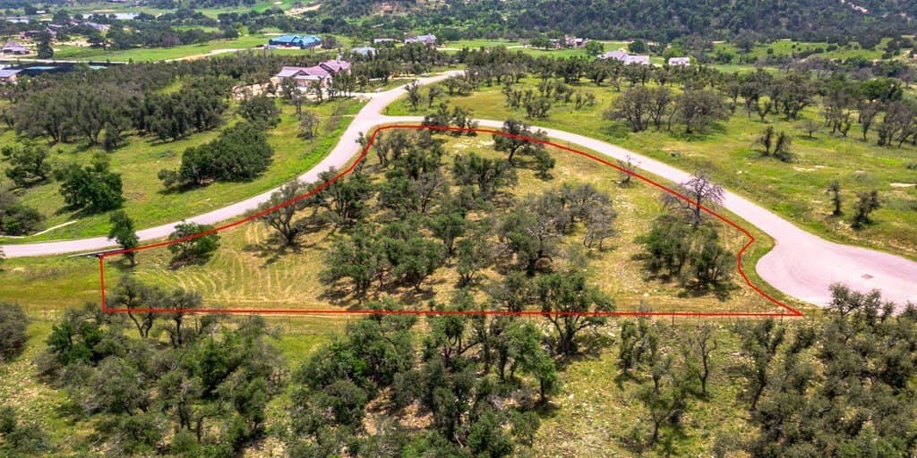 2.05 acres in Gillespie County gallery image 3