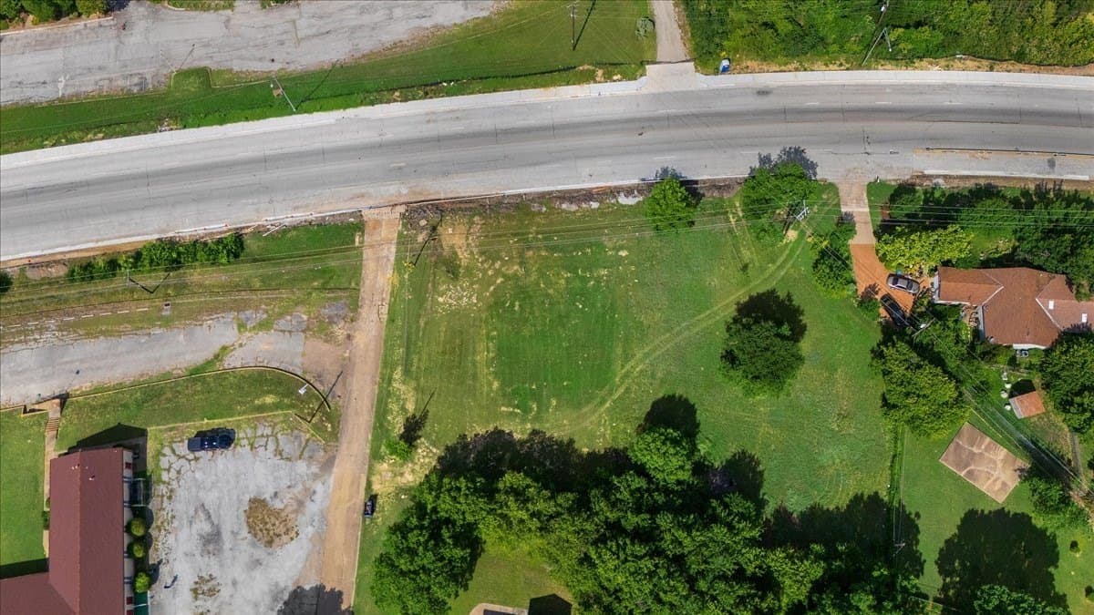 0.35 acres in Tarrant County - photo 8