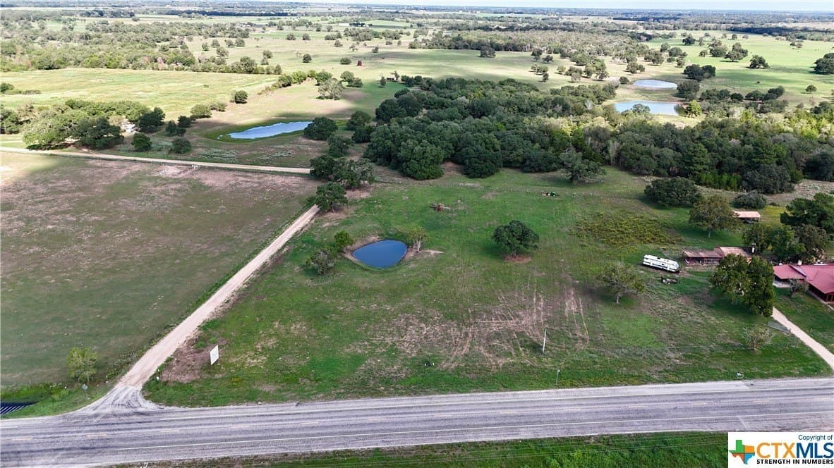 3.17 acres in Lavaca County - photo 14