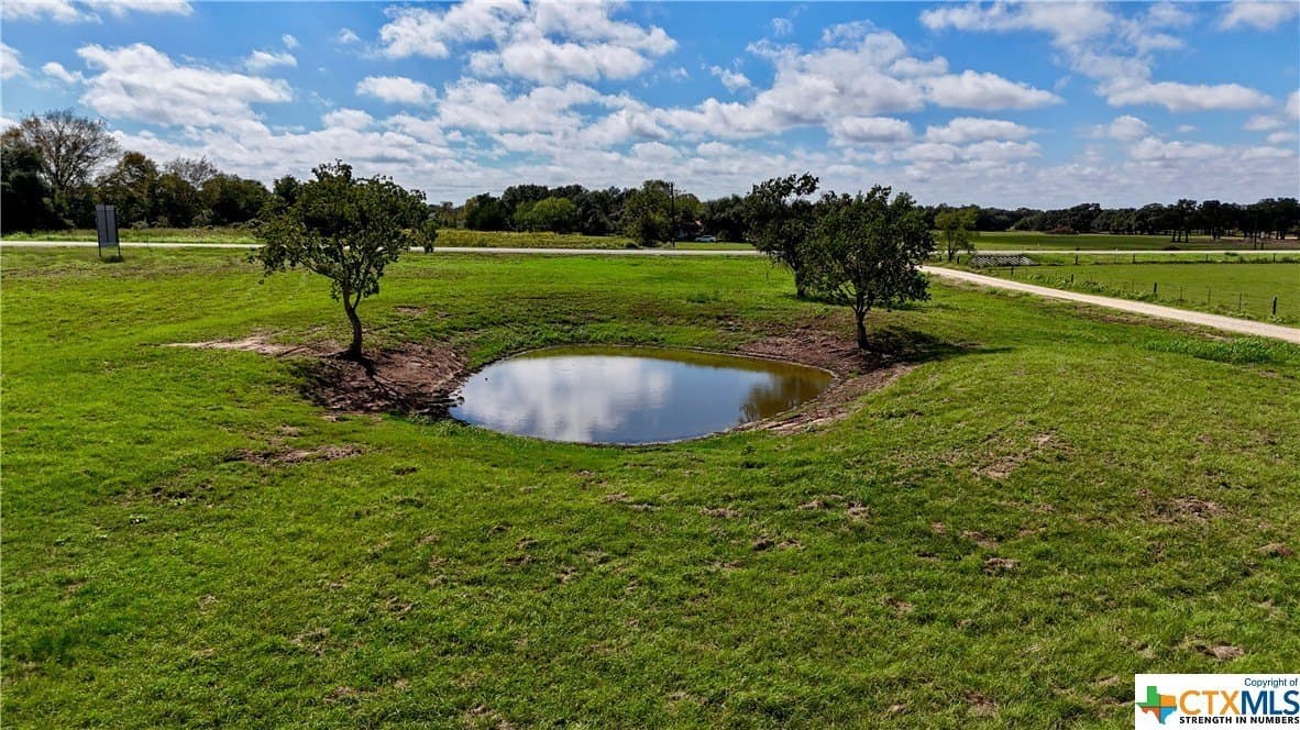3.17 acres in Lavaca County - photo 17