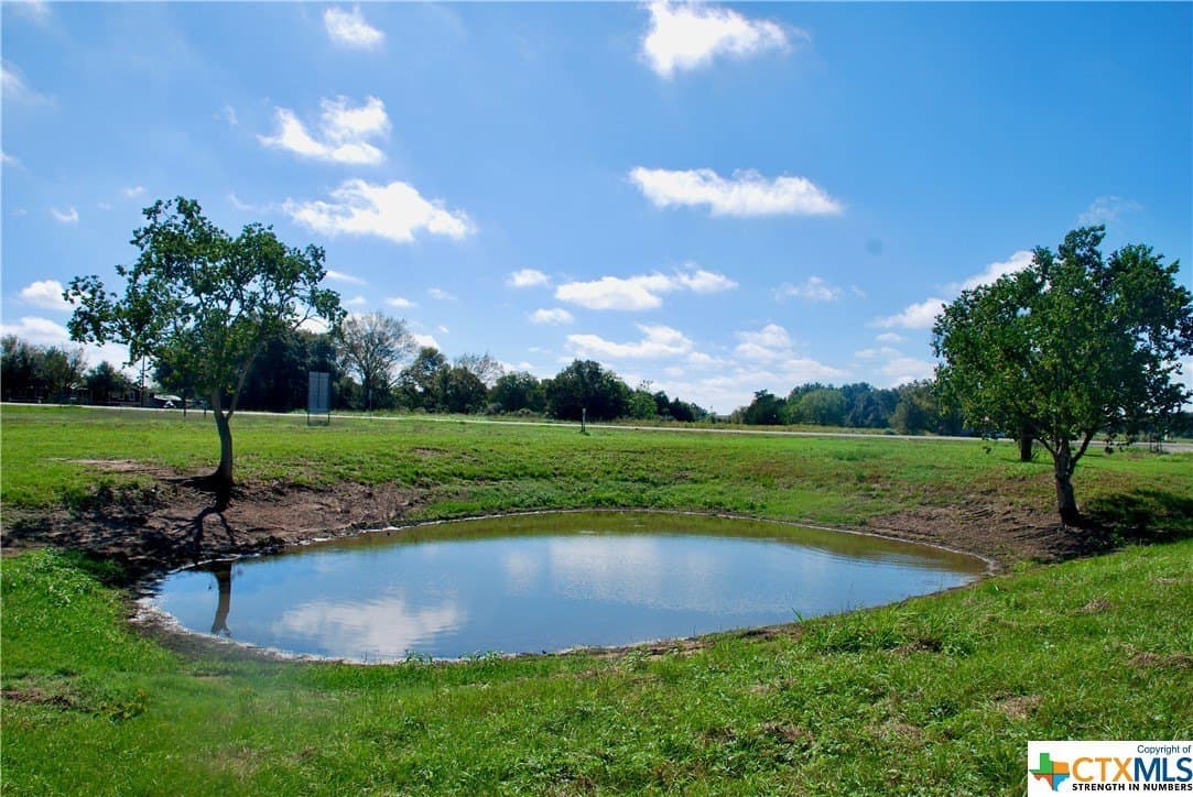 3.17 acres in Lavaca County - photo 11