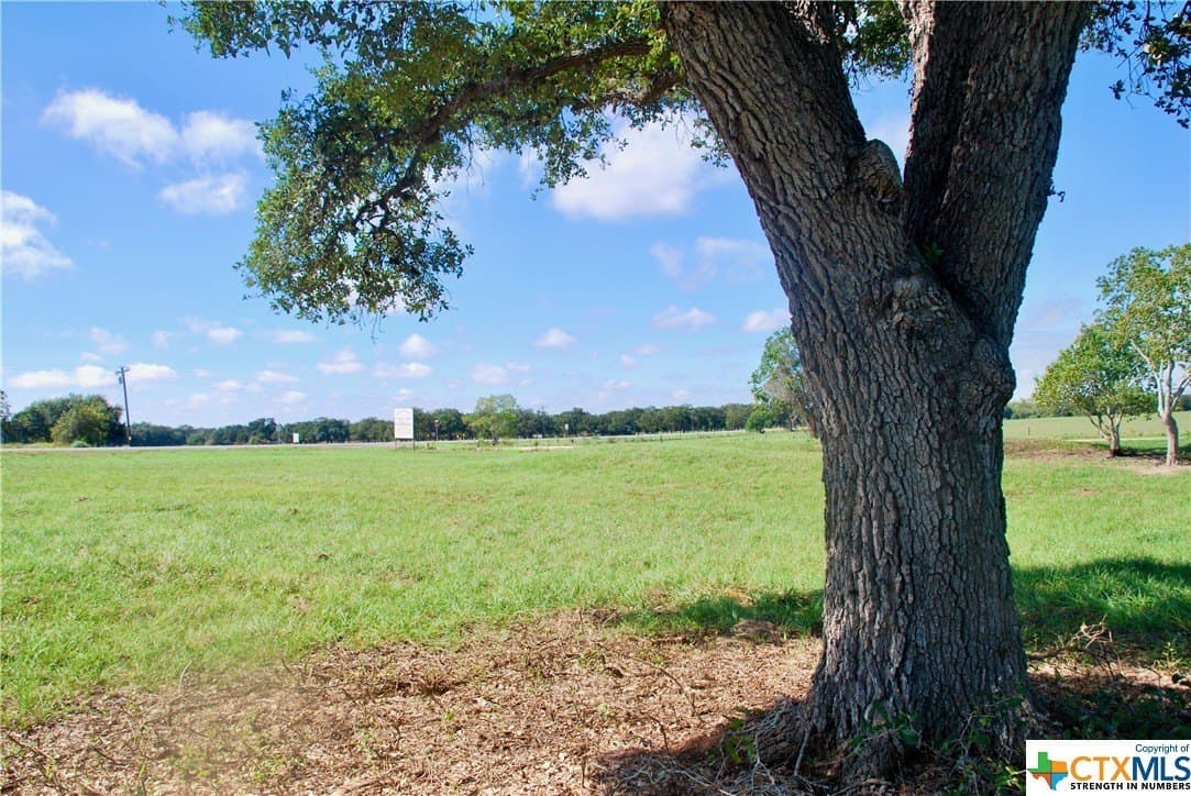 3.17 acres in Lavaca County - photo 12