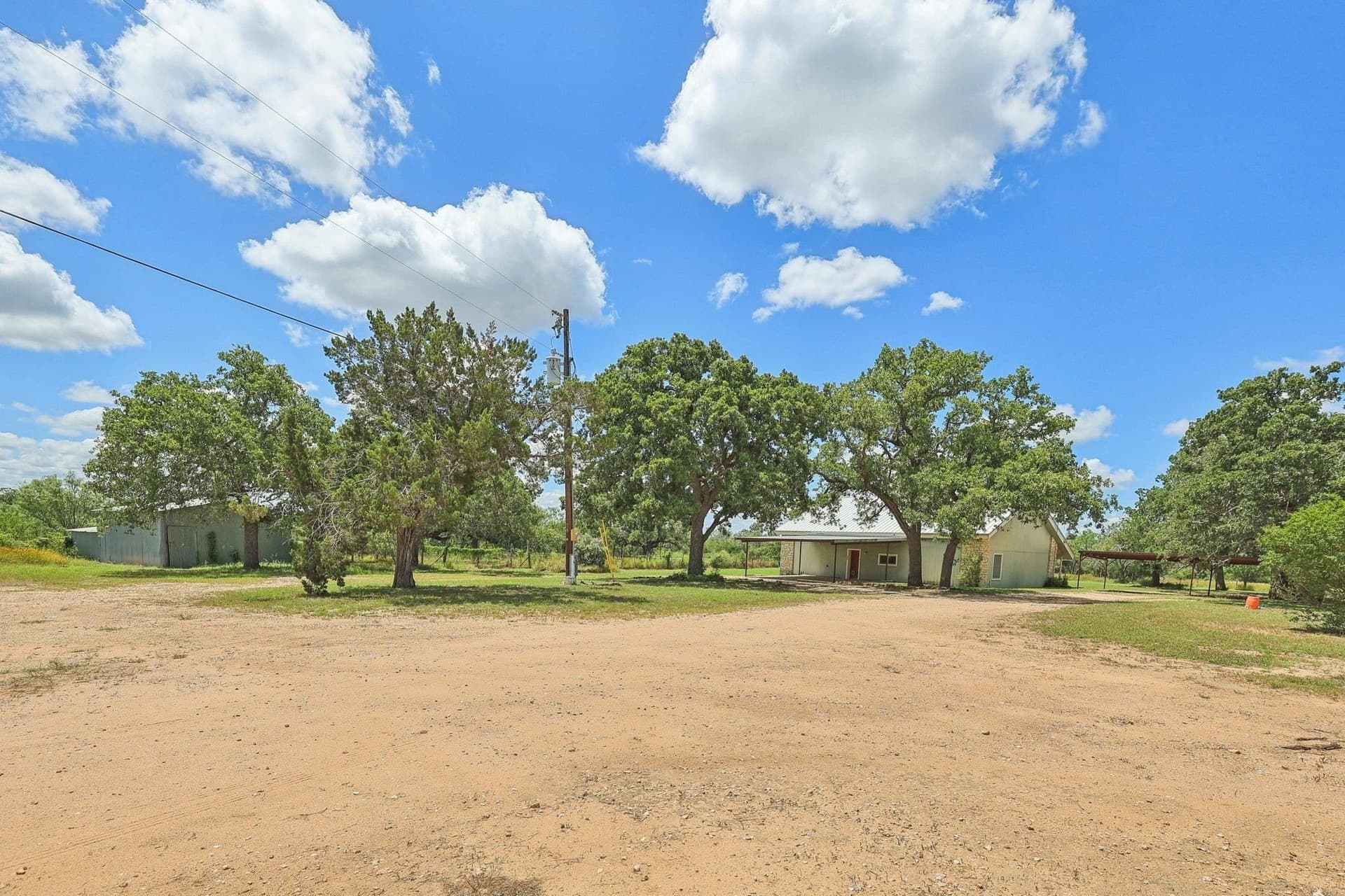 18.3 acres in Burnet County gallery image 4