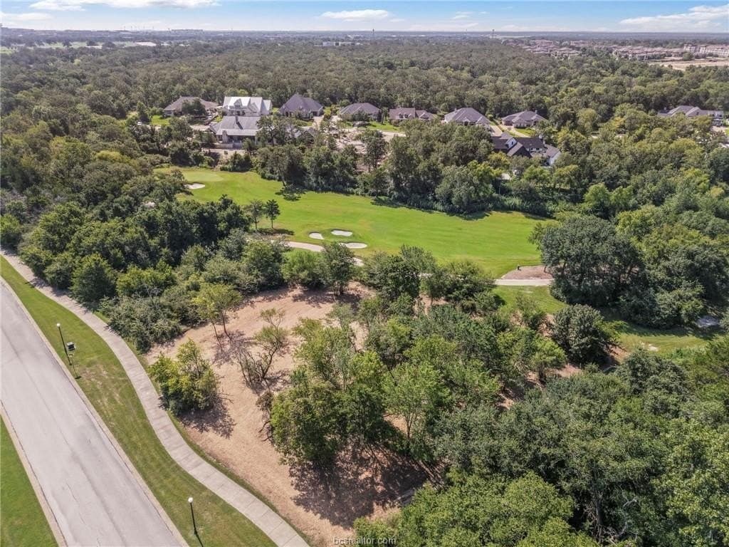 1.14 acres in Brazos County gallery image 2