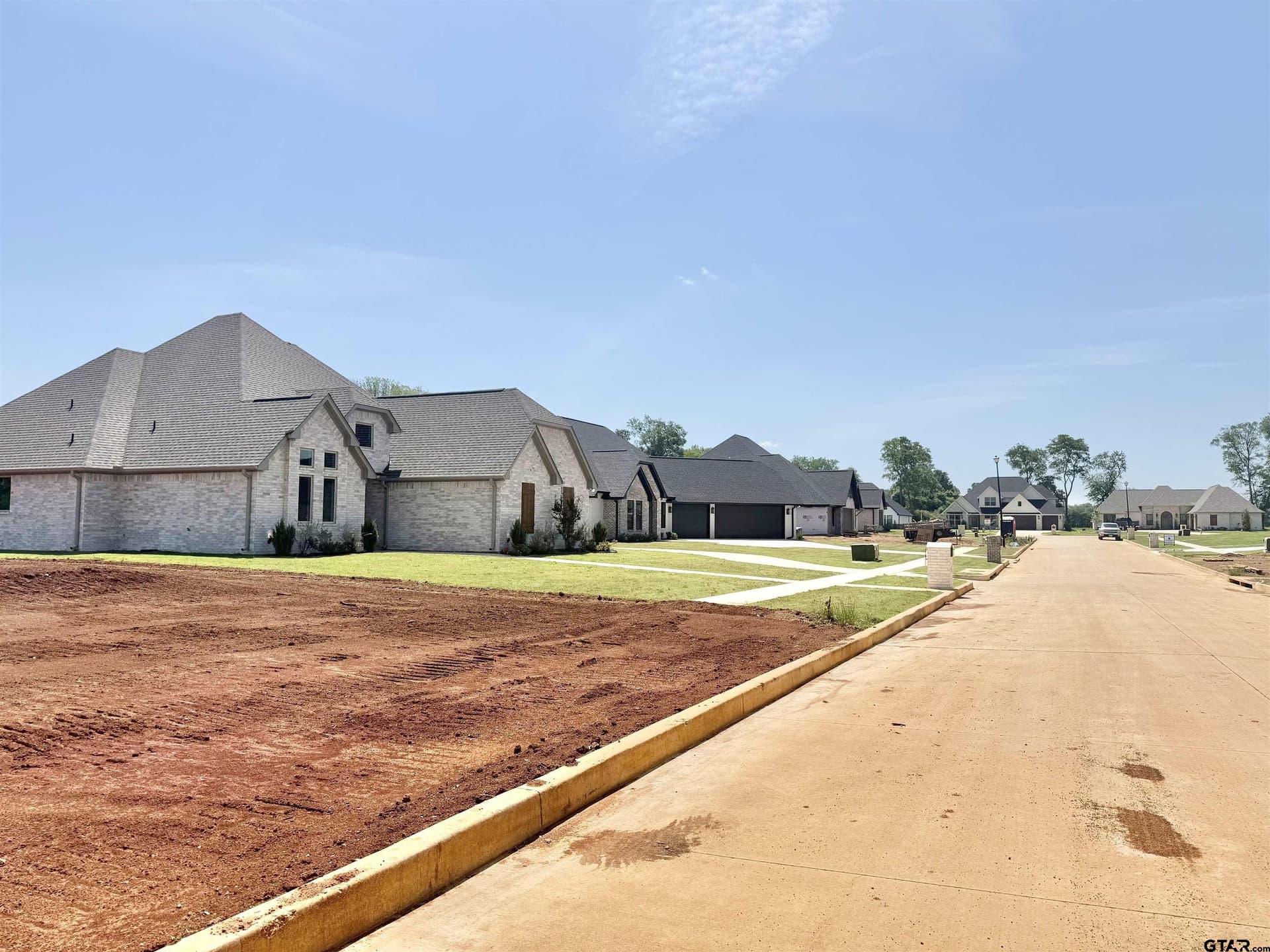 0.38 acres in Smith County gallery image 4