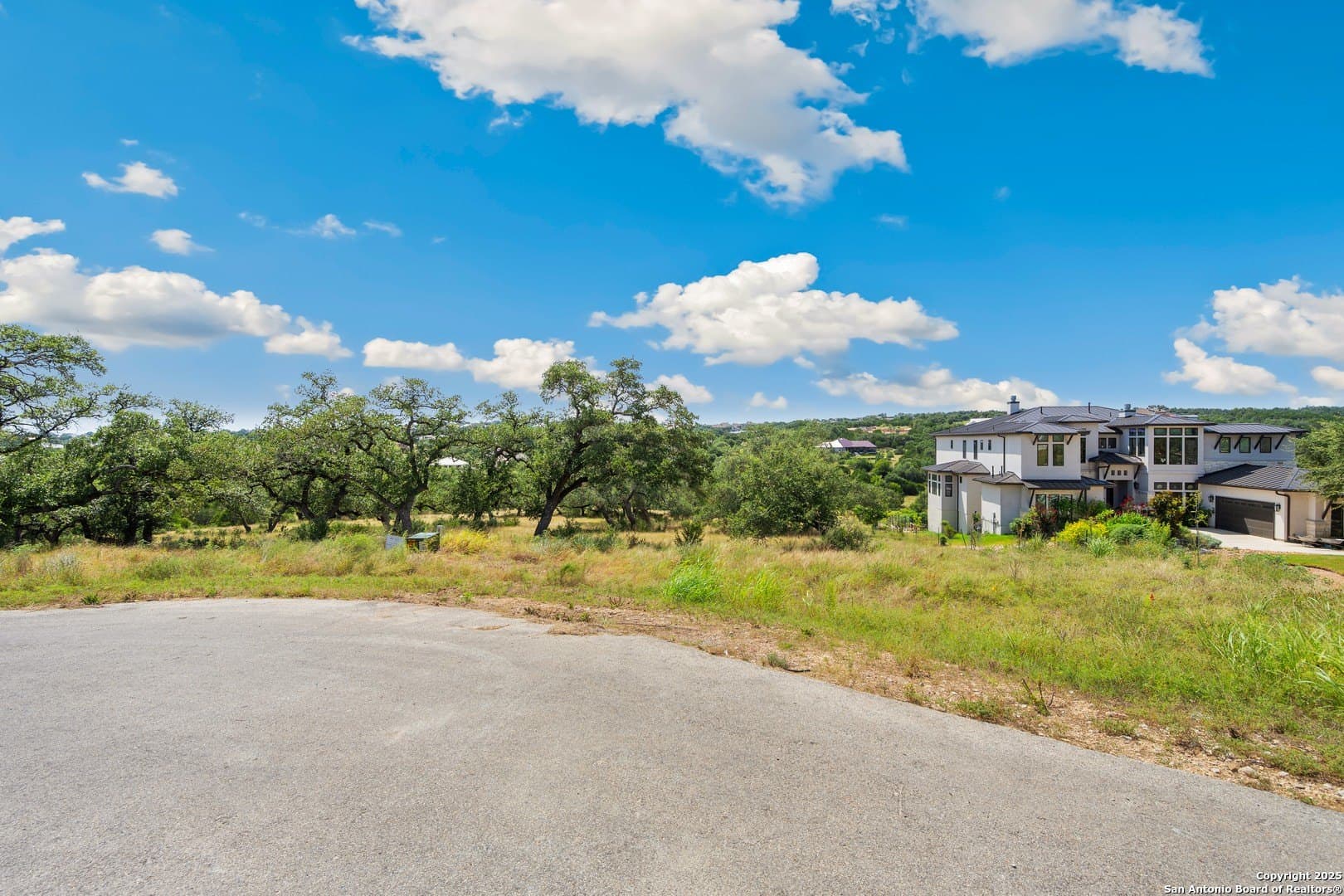 3.33 acres in Comal County - photo 9