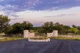 23.03 acres in Kerr County gallery image 4