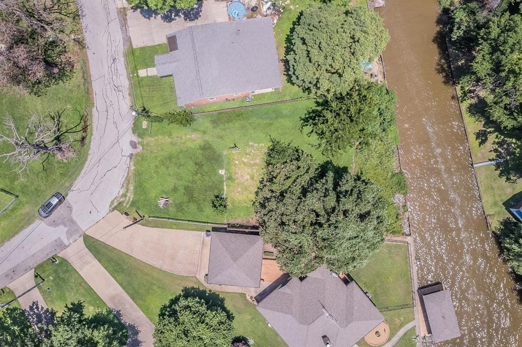 0.18 acres in Henderson County gallery image 2