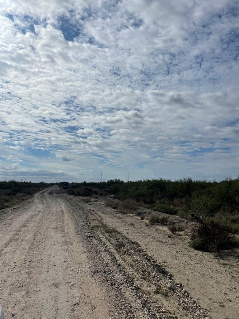 10.38 acres in Maverick County - photo 2