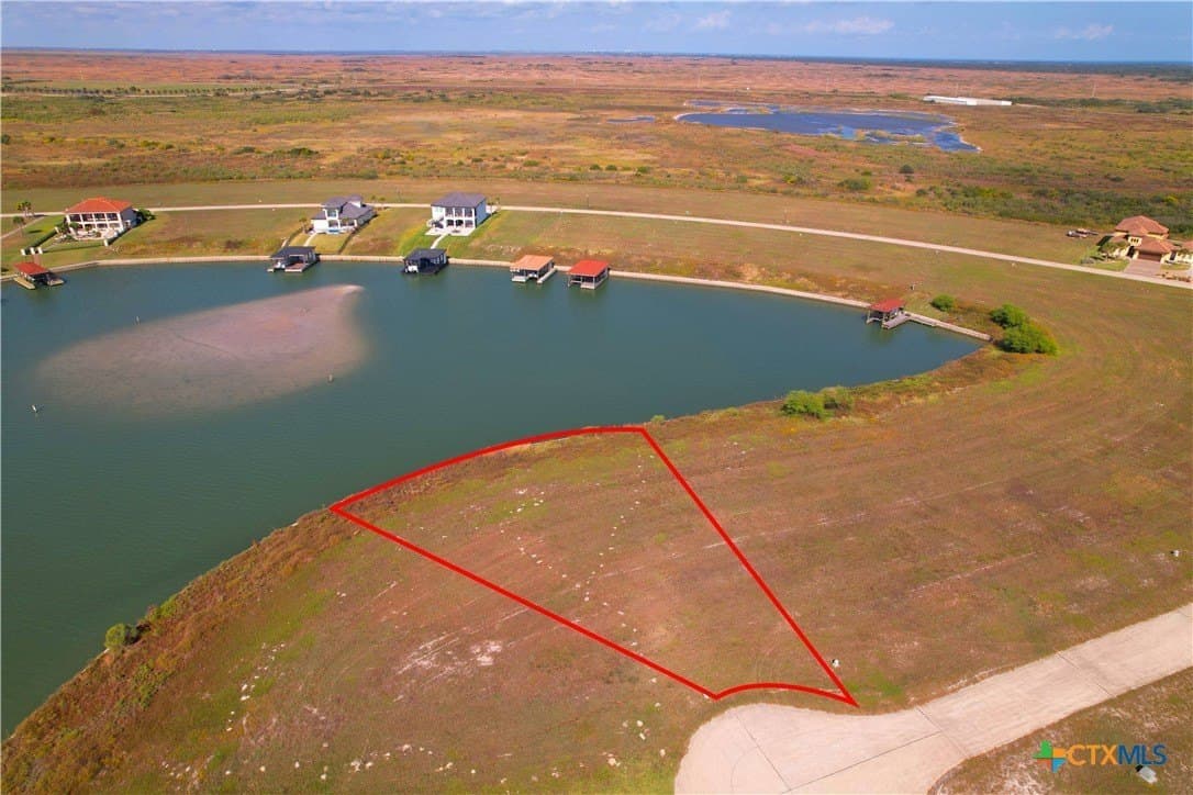 0.4 acres in Calhoun County