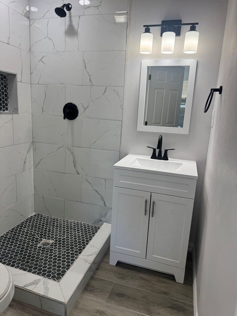 7,000 acres in Maverick County gallery image 4