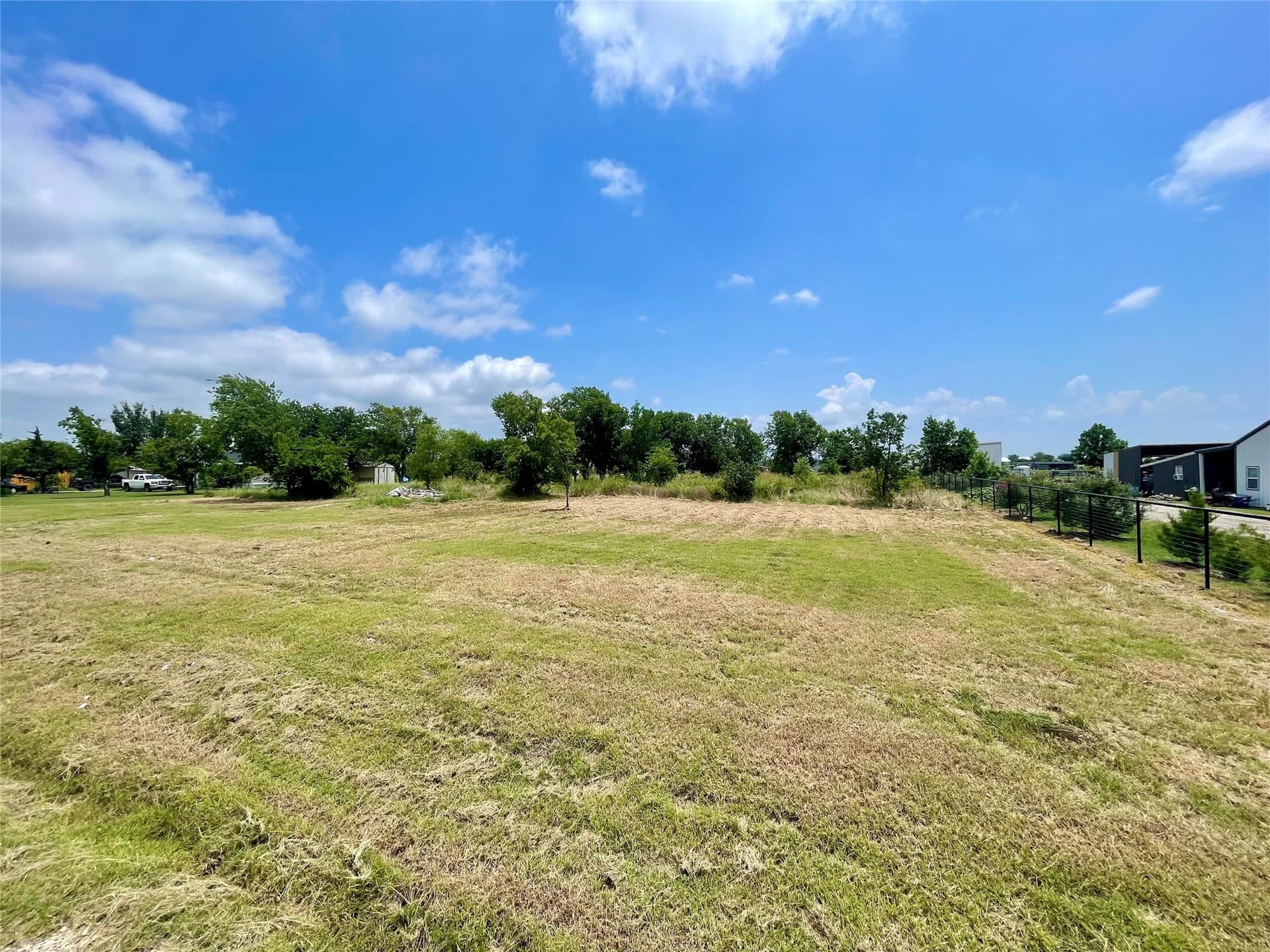 2.05 acres in Cooke County