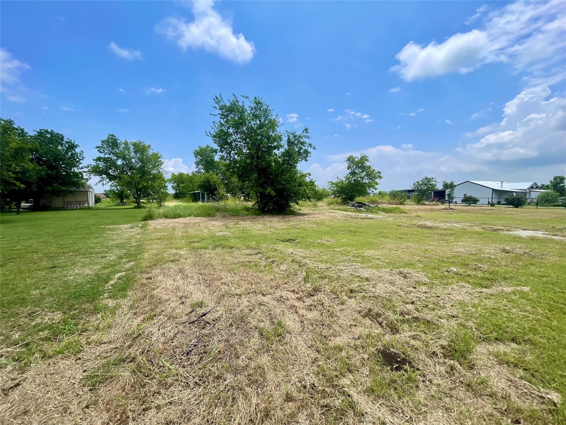 2.05 acres in Cooke County gallery image 2