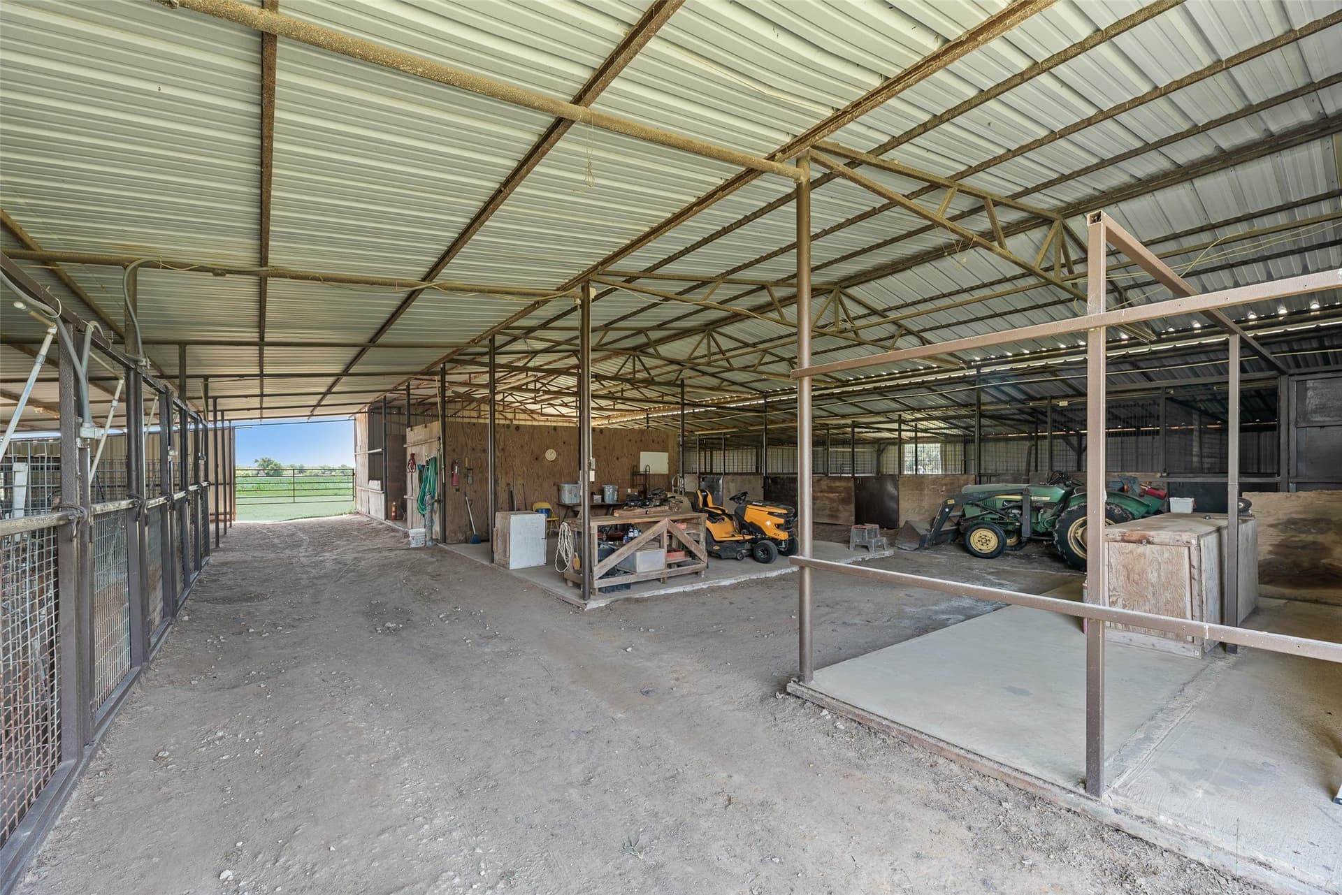 14.28 acres in Kaufman County - photo 32